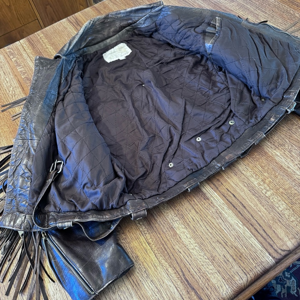 Rare Vintage Women’s (Fureal) Biker Style Fringe Dark Brown Leather Sz 40 - Picture 10 of 16